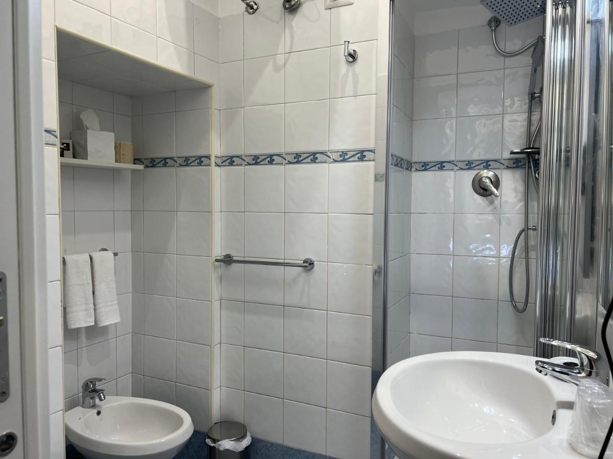Relais Ranieri Panzió Nápoly Kültér fotó
